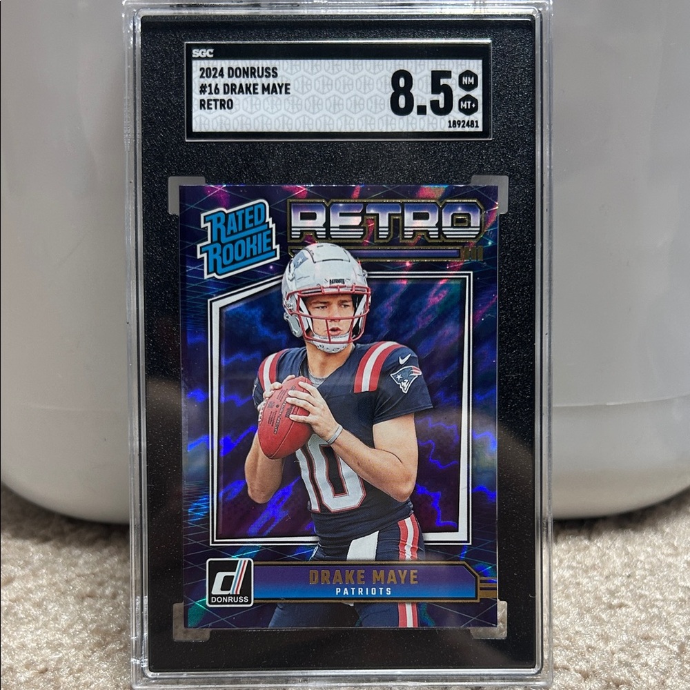 2024 Donruss Drake Maye Retro Rated Rookie SGC 8.5